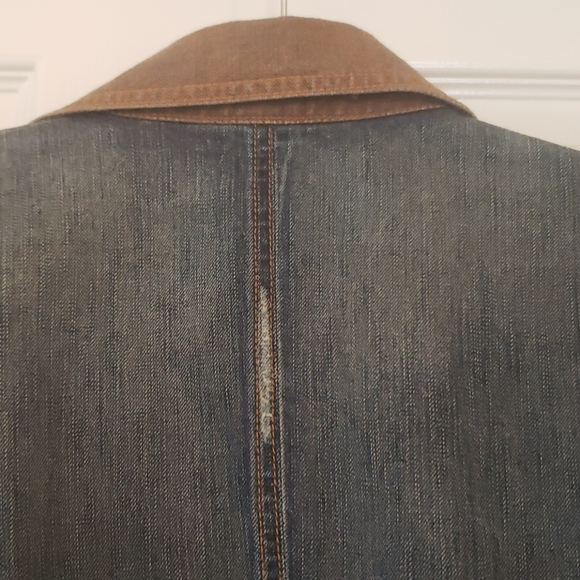 Jean Jacket - Picture 13 of 14